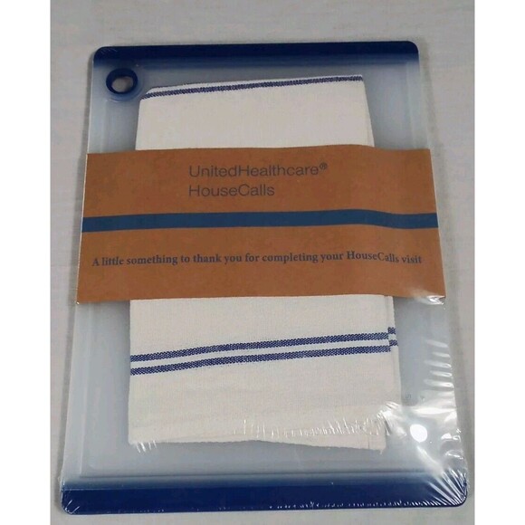 Cutting Board With Kitchen Towel United Healthcare New In Package - Picture 1 of 8